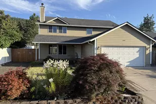 279 S 71st St, Springfield, OR 97478 - Photo 2