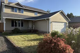 279 S 71st St, Springfield, OR 97478 - Photo 2