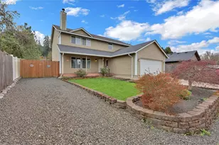 279 S 71st St, Springfield, OR 97478 - Photo 2