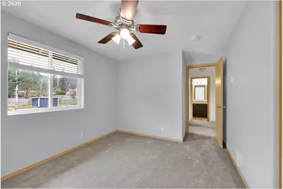 279 S 71st St, Springfield, OR 97478 - Photo 28
