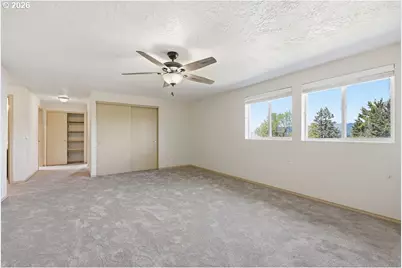 279 S 71st St, Springfield, OR 97478 - Photo 26