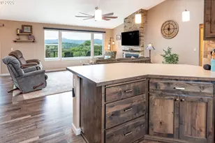 576 Highland Vista Ln, Roseburg, OR 97471 - Photo 20