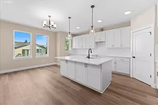 13144 Seasons Ln, Oregon City, OR 97045 - Photo 4