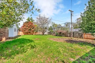 1140 Oak Dr, Junction City, OR 97448 - Photo 38