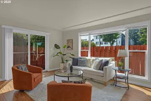 9212 SE Bush St, Portland, OR 97266 - Photo 6