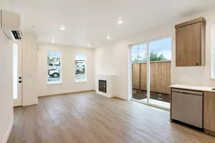 5871 NE Prescott St, Portland, OR 97218 - Photo 4