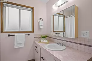 10531 SE Long St, Portland, OR 97266 - Photo 20