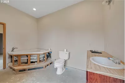 535 Kesterson Ct, Rockaway Beach, OR 97136 - Photo 18