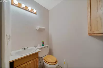 535 Kesterson Ct, Rockaway Beach, OR 97136 - Photo 22