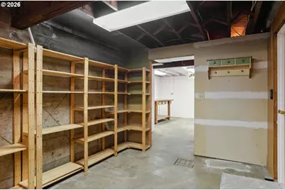 1310 Heater Ct, West Linn, OR 97068 - Photo 44