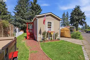33838 E River Dr, Creswell, OR 97426 - Photo 2
