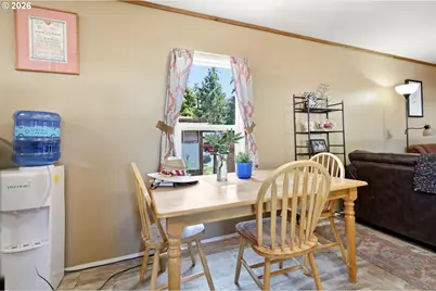 33838 E River Dr #125, Creswell, OR 97426 - Photo 12