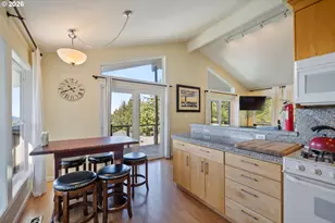 1075 Mordred Ct, Oceanside, OR 97134 - Photo 8