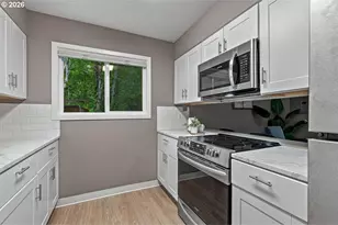 11353 SW Springwood Dr, Portland, OR 97223 - Photo 14