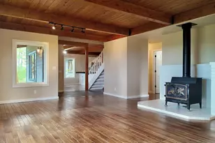 11880 Dupee Valley Rd, McMinnville, OR 97128 - Photo 10