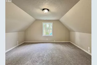 11880 Dupee Valley Rd, McMinnville, OR 97128 - Photo 20