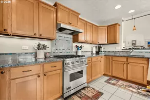 16331 SW Hoops Ct, Portland, OR 97223 - Photo 10