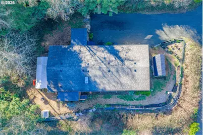 93720 Adams Ln, Coos Bay, OR 97420 - Photo 6