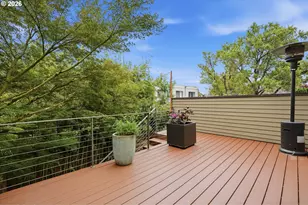 1805 NE Halsey St, Portland, OR 97232 - Photo 22
