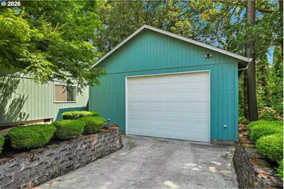 371 Belton Rd, Saint Helens, OR 97051 - Photo 4
