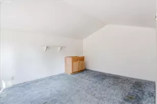 4170 Silver Falls Dr, Silverton, OR 97381 - Photo 8