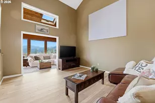 16900 SW McFee Pl, Hillsboro, OR 97123 - Photo 6