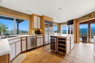 16900 SW McFee Pl, Hillsboro, OR 97123 - Photo 14