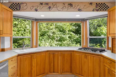 140 SE Bayview Ave, Depoe Bay, OR 97341 - Photo 16
