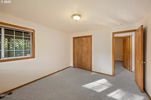 140 SE Bayview Ave, Depoe Bay, OR 97341 - Photo 32