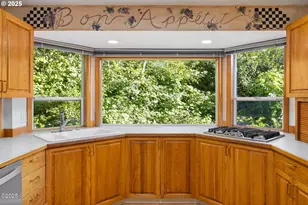 140 SE Bayview Ave, Depoe Bay, OR 97341 - Photo 14