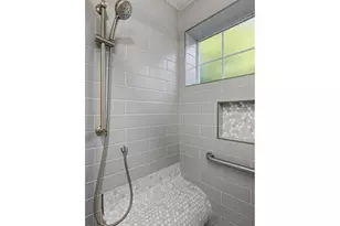 140 SE Bayview Ave, Depoe Bay, OR 97341 - Photo 28