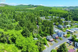 140 SE Bayview Ave, Depoe Bay, OR 97341 - Photo 44