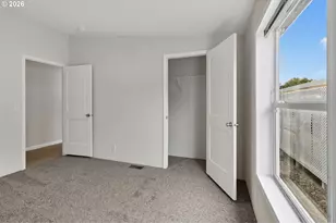 1400 Candlelight Dr, Eugene, OR 97402 - Photo 20