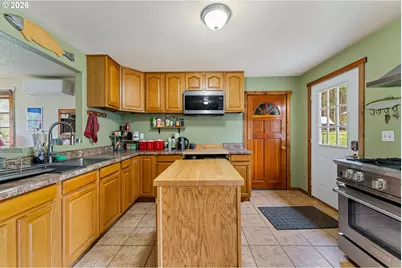 778 Pack Ln, Glendale, OR 97442 - Photo 4