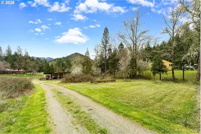 778 Pack Ln, Glendale, OR 97442 - Photo 26