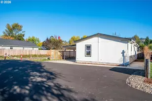 1228 47th Ave, Sweet Home, OR 97386 - Photo 2