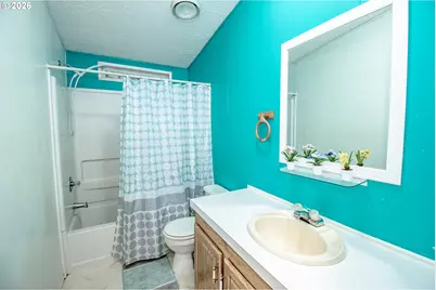 700 N Mill St #1, Creswell, OR 97426 - Photo 22