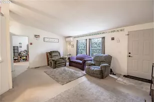 700 N Mill St, Creswell, OR 97426 - Photo 2