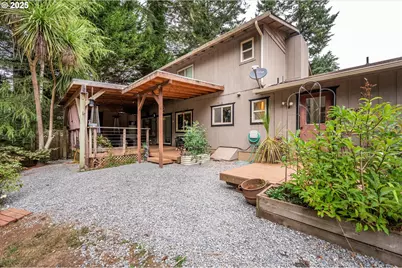 97030 Dodge Ave, Brookings, OR 97415 - Photo 42
