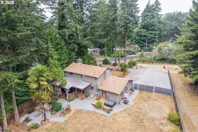 97030 Dodge Ave, Brookings, OR 97415 - Photo 2