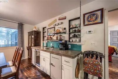 97030 Dodge Ave, Brookings, OR 97415 - Photo 14