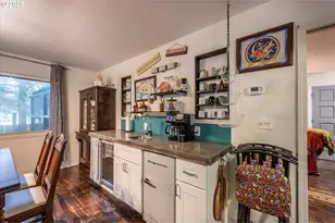 97030 Dodge Ave, Brookings, OR 97415 - Photo 14