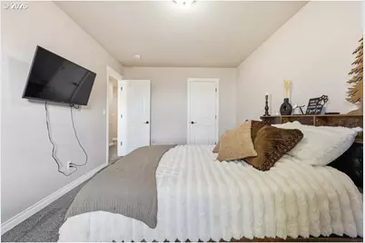 1560 NE Gardiner Dr, Estacada, OR 97023 - Photo 22