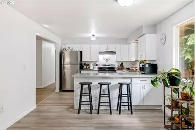 6262 SW Canby St, Portland, OR 97219 - Photo 10