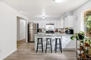 6262 SW Canby St, Portland, OR 97219 - Photo 10