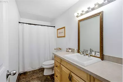 6262 SW Canby St, Portland, OR 97219 - Photo 16