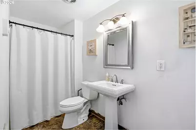 6262 SW Canby St, Portland, OR 97219 - Photo 18