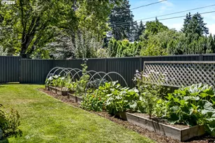 11507 SE Yamhill St, Portland, OR 97216 - Photo 26