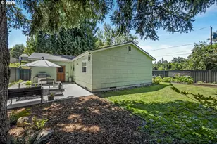 11507 SE Yamhill St, Portland, OR 97216 - Photo 24