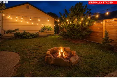 8329 SE Morrison St, Portland, OR 97216 - Photo 22